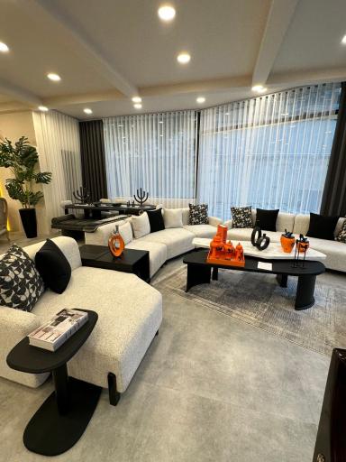 گالری مبل آزاد