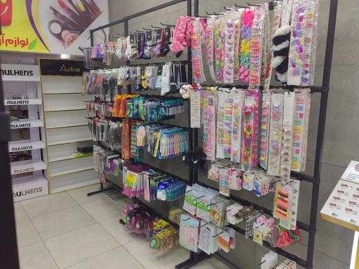 عکس لوازم آرایشی و بهداشتی دلا