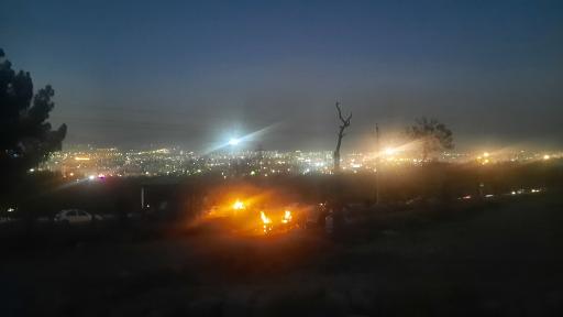 عکس پای قله سرخ حصار