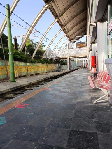 عکس ایستگاه مترو غدیر