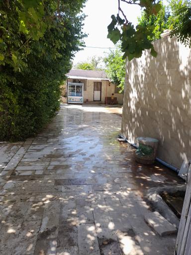 عکس مهمانپذیر و مجتمع آبدرمانی گلستان