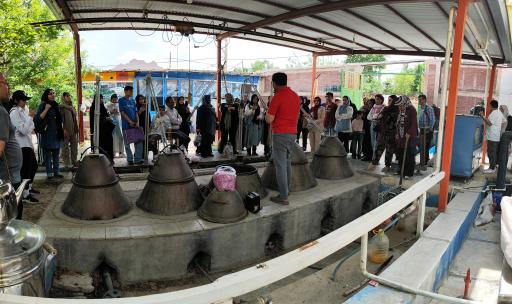 عکس مجتمع گلابگیری توریستی گلدونه