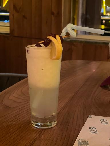 عکس کافه رستوران گلف