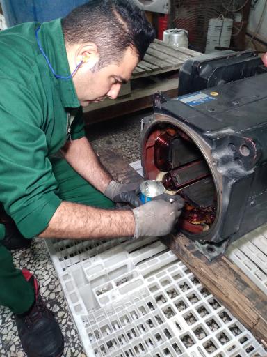 عکس سیم پیچی نوین تعمیر موتور تک و سه فاز بالابر حمزه فرد سادات