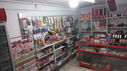 آرایشی بهداشتی ماتیک سرخابی 