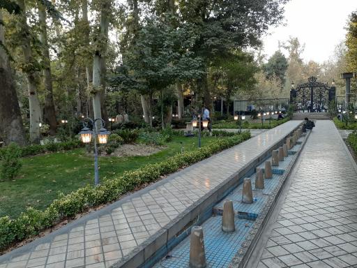 عکس عمارت باغ فردوس