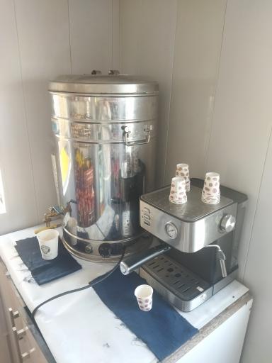 عکس فروشگاه ثابت