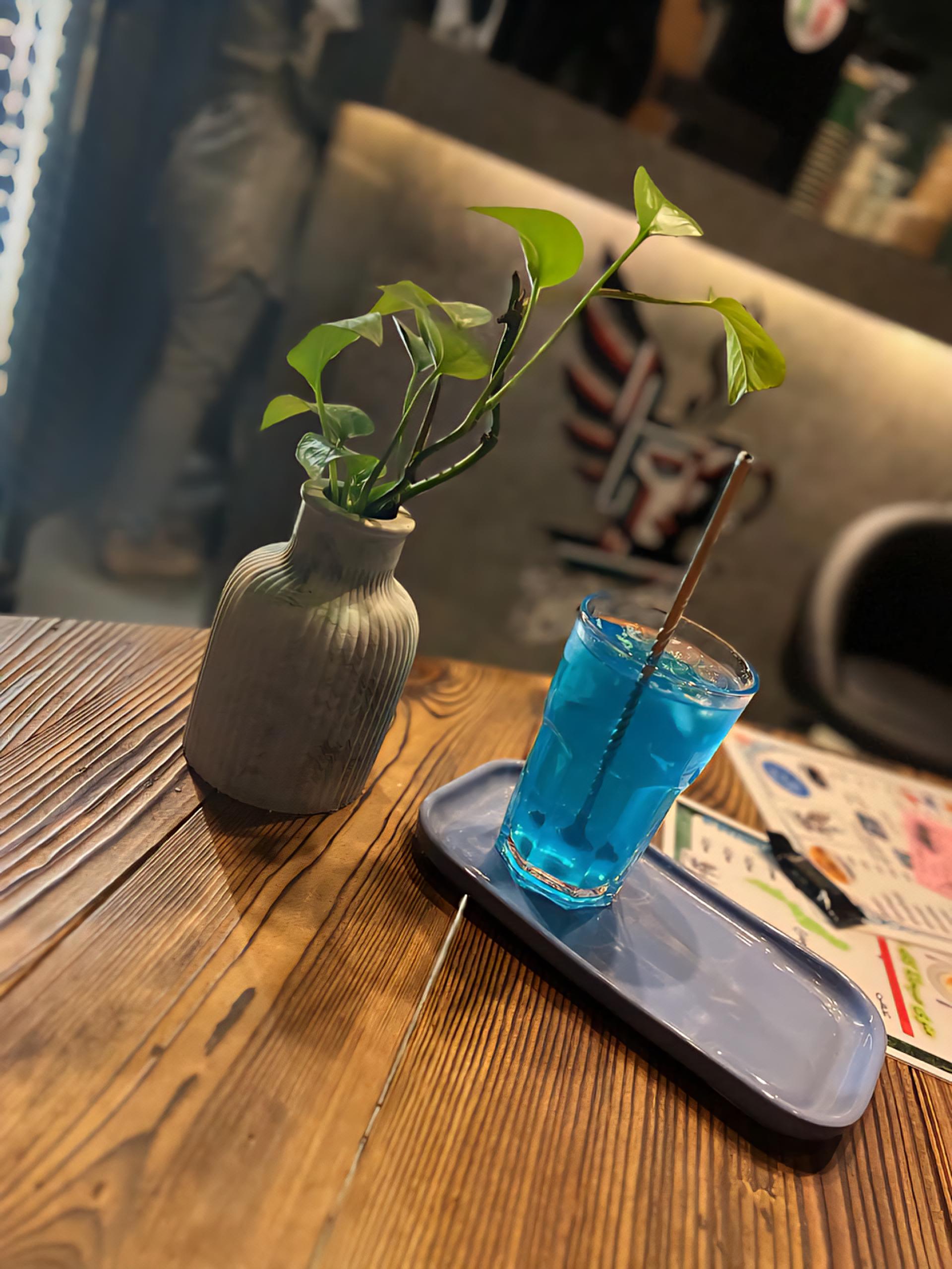 عکس کافه فریگیس