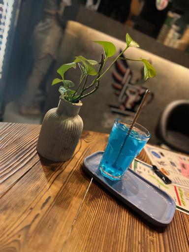 عکس کافه فریگیس