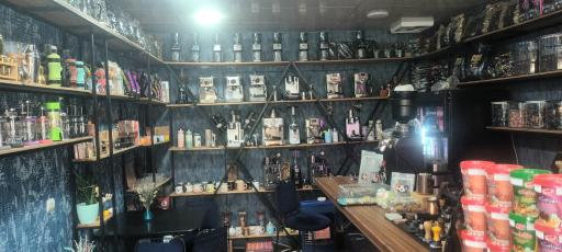 فروشگاه سرزمین قهوه