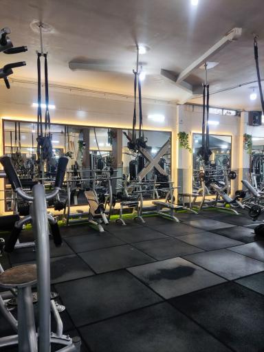 عکس باشگاه پرورش اندام مهدیار ویژه بانوان