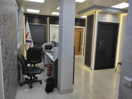 عکس دفتر مرکزی شرکت آکا درب سلماس 