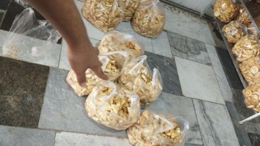 عکس کلوچه پزی اربابی