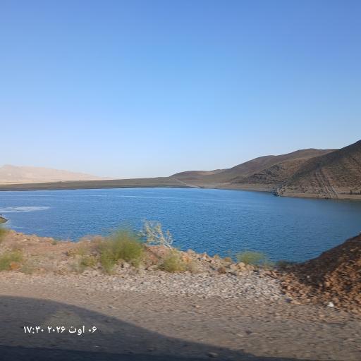 عکس دریاچه سد حنا