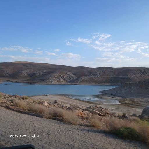 عکس دریاچه سد حنا