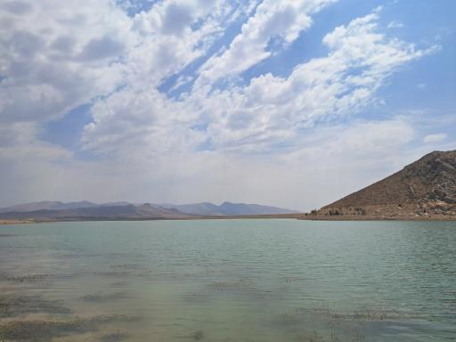 عکس دریاچه سد حنا