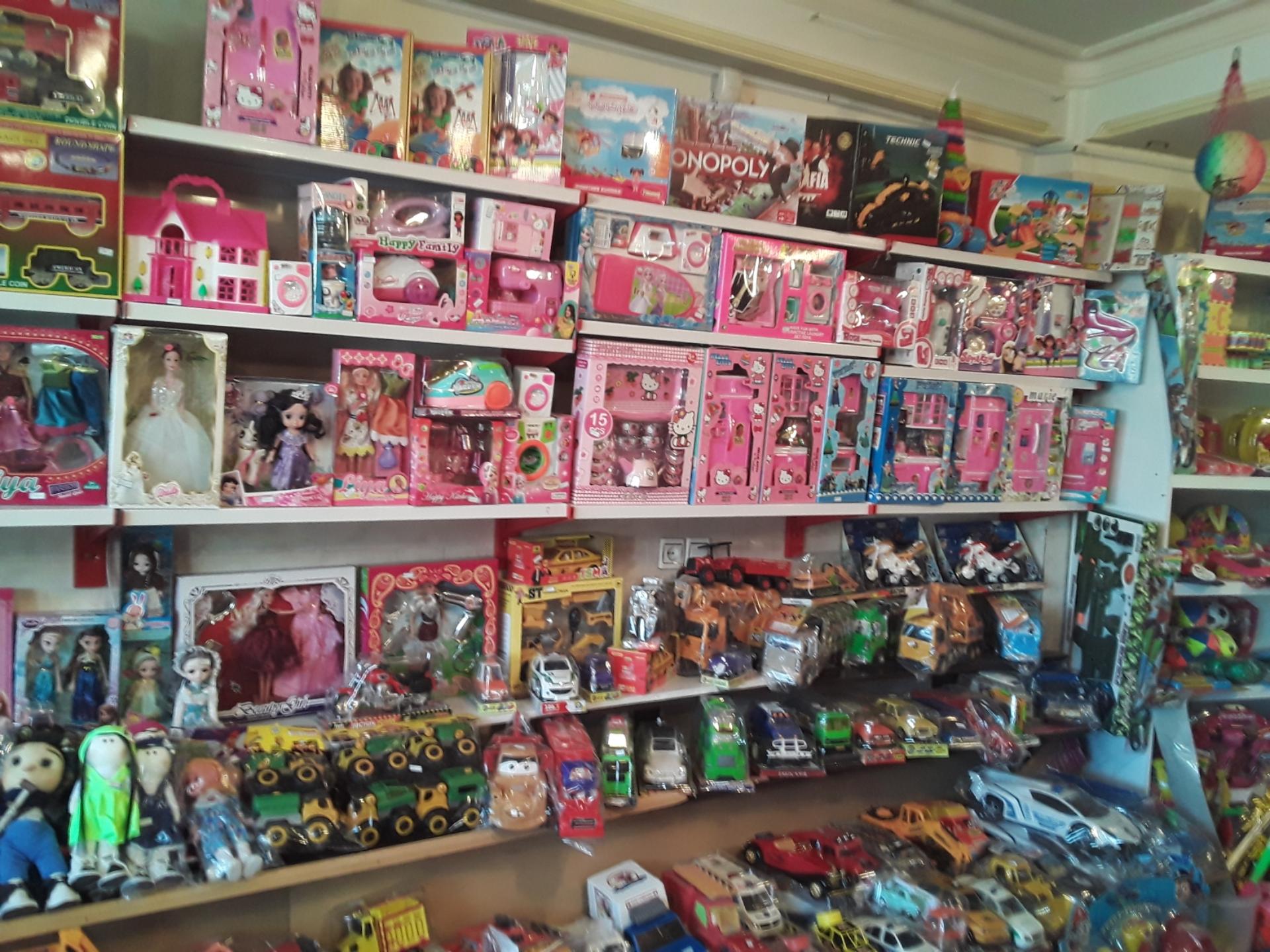 عکس ارزانسرای اسباب بازی و لوازم آشپزخانه گل نرگس