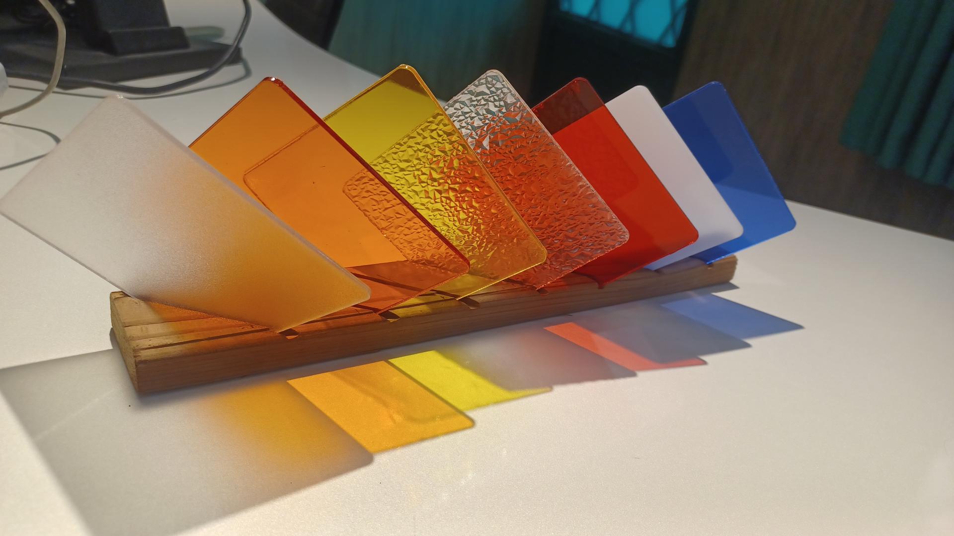 عکس ورق مارکت