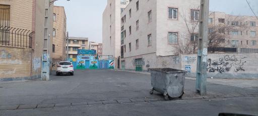 عکس دبستان و دبیرستان دخترانه حافظ