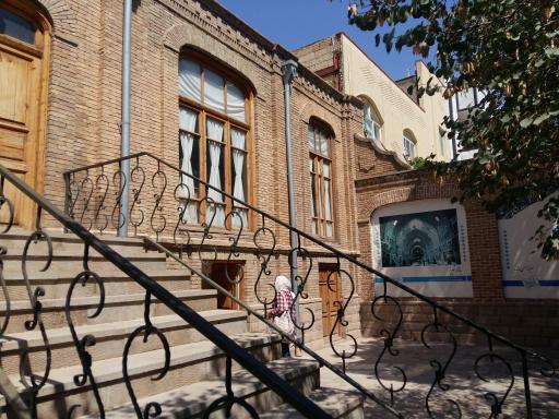 عکس خانه پروین اعتصامی