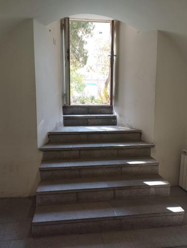 عکس خانه پروین اعتصامی