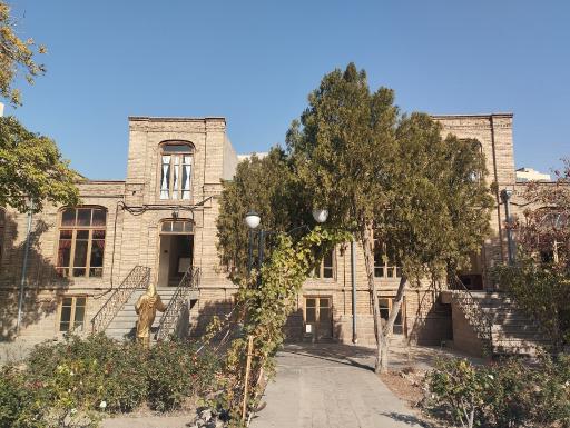 عکس خانه پروین اعتصامی