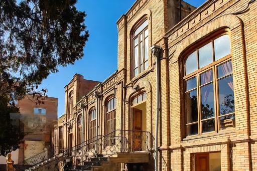 عکس خانه پروین اعتصامی