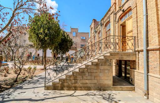 عکس خانه پروین اعتصامی