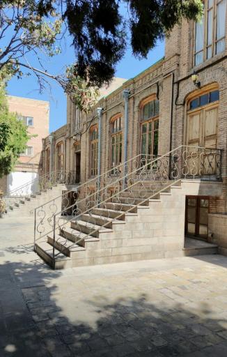 عکس خانه پروین اعتصامی