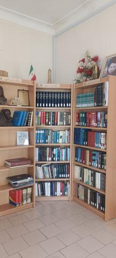 عکس خانه پروین اعتصامی