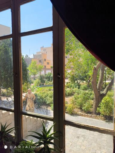 عکس خانه پروین اعتصامی