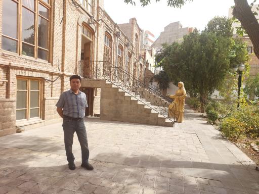 عکس خانه پروین اعتصامی