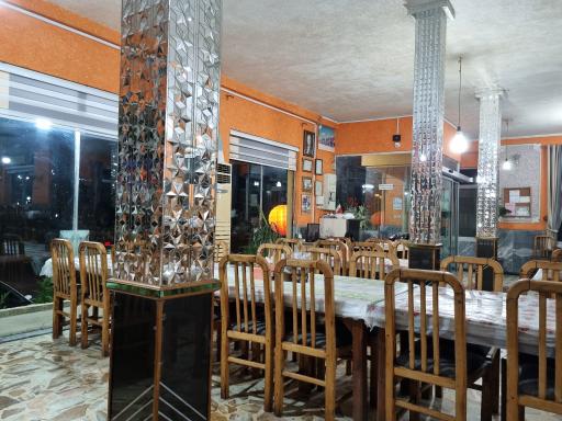 عکس رستوران مظاهری