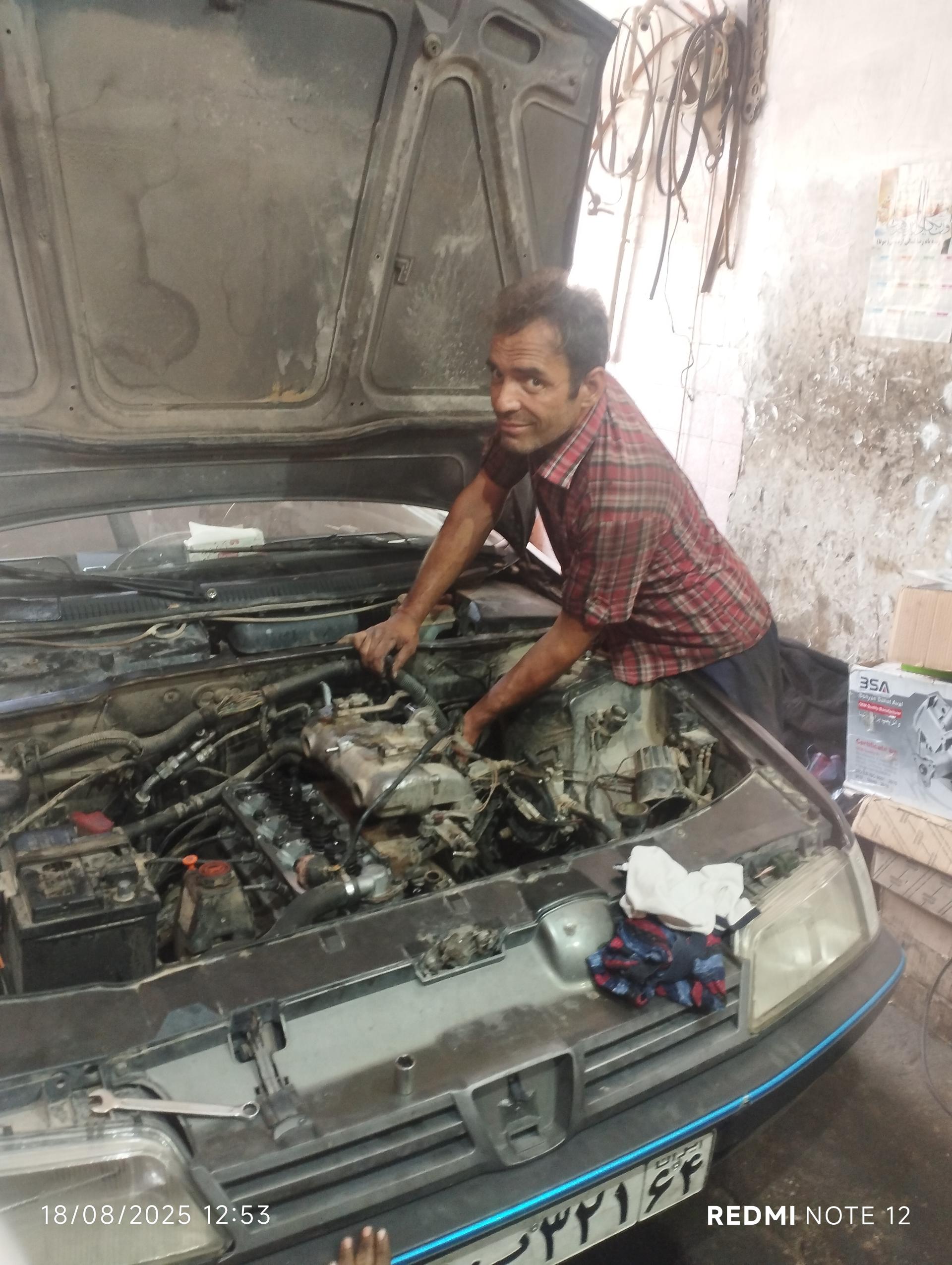 عکس مکانیک مهدی