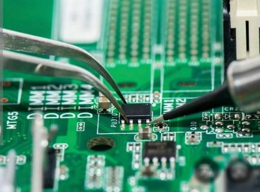 عکس تعمیرات تخصصی الکترونیک برد