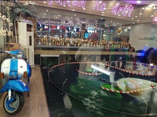 عکس مجتمع تجاری عرش آجودانیه