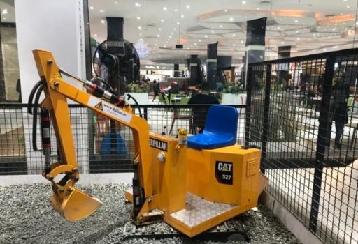 عکس مجتمع تجاری عرش آجودانیه