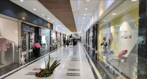 عکس مجتمع تجاری عرش آجودانیه