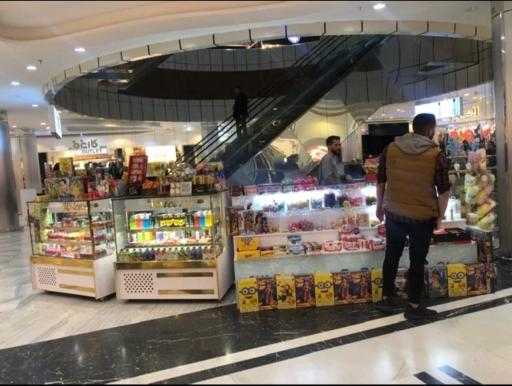 عکس مجتمع تجاری عرش آجودانیه