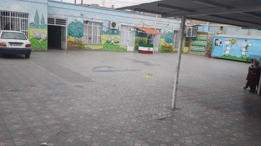 عکس دبستان دخترانه نیمه شعبان