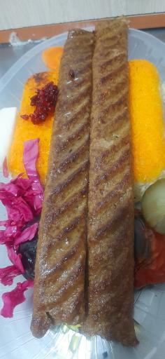 عکس رستوران چهلچراغ