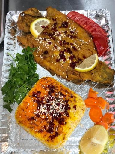 عکس رستوران چهلچراغ