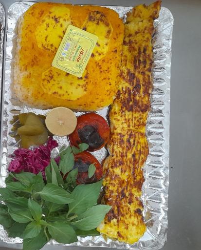 عکس رستوران چهلچراغ