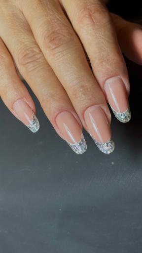 عکس سالن زیبایی مِری