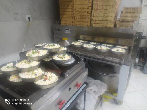 عکس آقای پیتزا