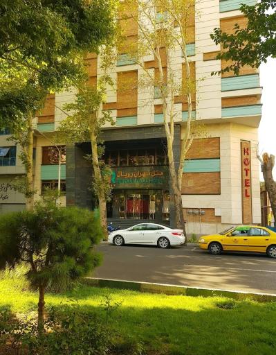 عکس هتل تهران رویال