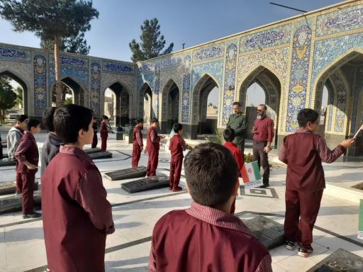 عکس گلزار شهدا فردوس رضا