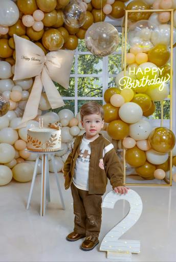 عکس آتلیه خانواده و کودک تاتی