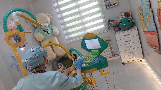 عکس دندانپزشکی تخصصی محیا کودکان