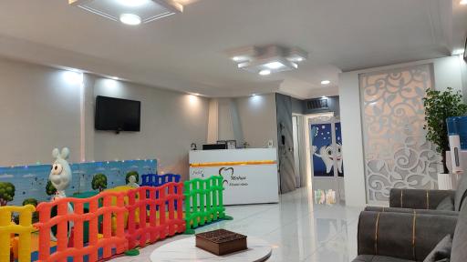 کلینیک دندانپزشکی محیا تخصصی کودکان ،زیبایی و درمانی